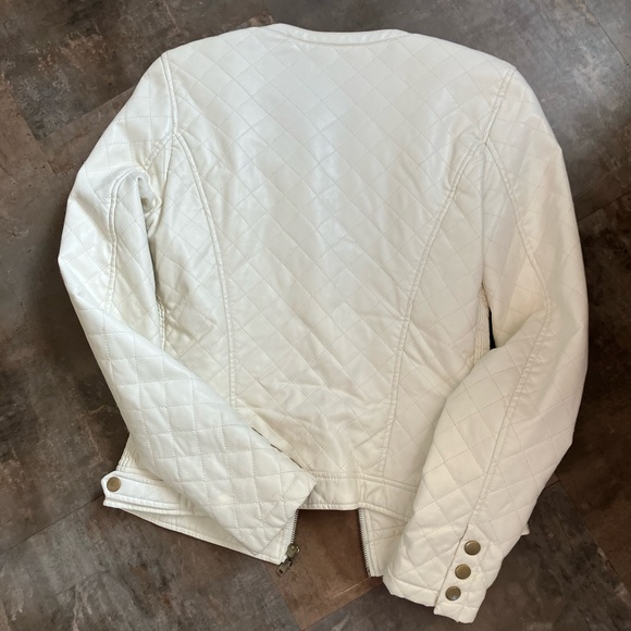 ZARA Trafulac White Faux Leather Jacket - Picture 4 of 5